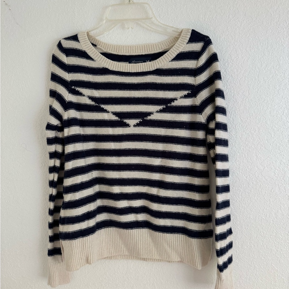 American Eagle Outfitters Blue and Cream Crew Neck Sweater